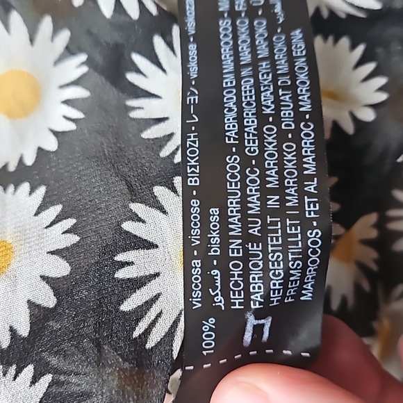 Zara Black White Daisy Floral Boho Peasant Top L - Picture 9 of 9